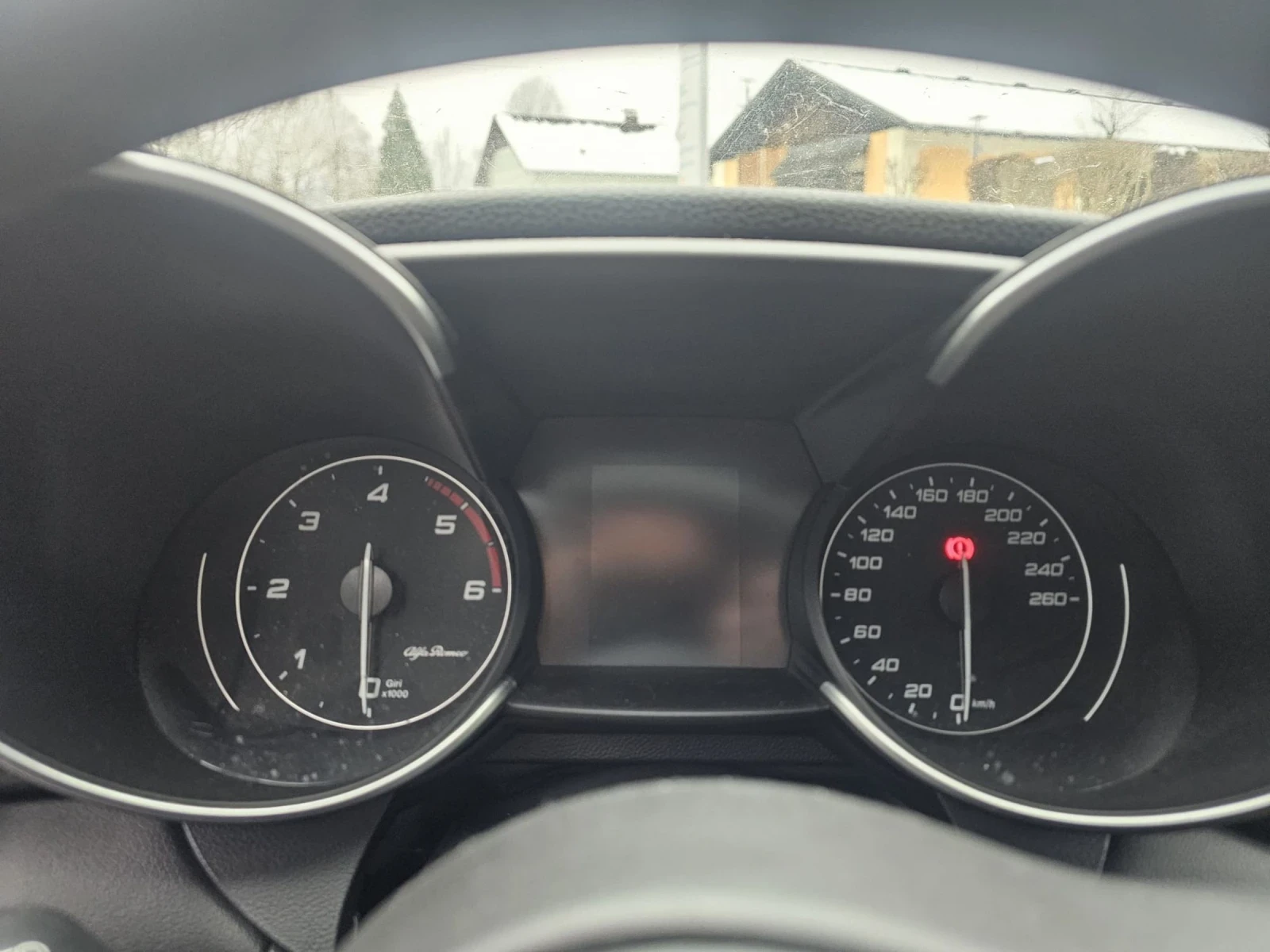 Alfa Romeo Giulia 2.2JTD - изображение 6