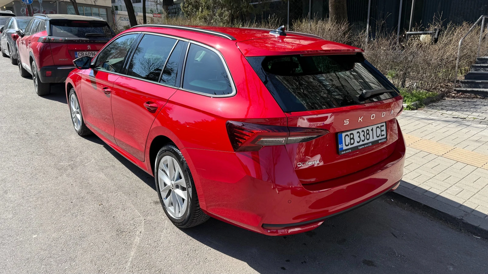Skoda Octavia Edition, снимка 2 - Автомобили и джипове - 53865669
