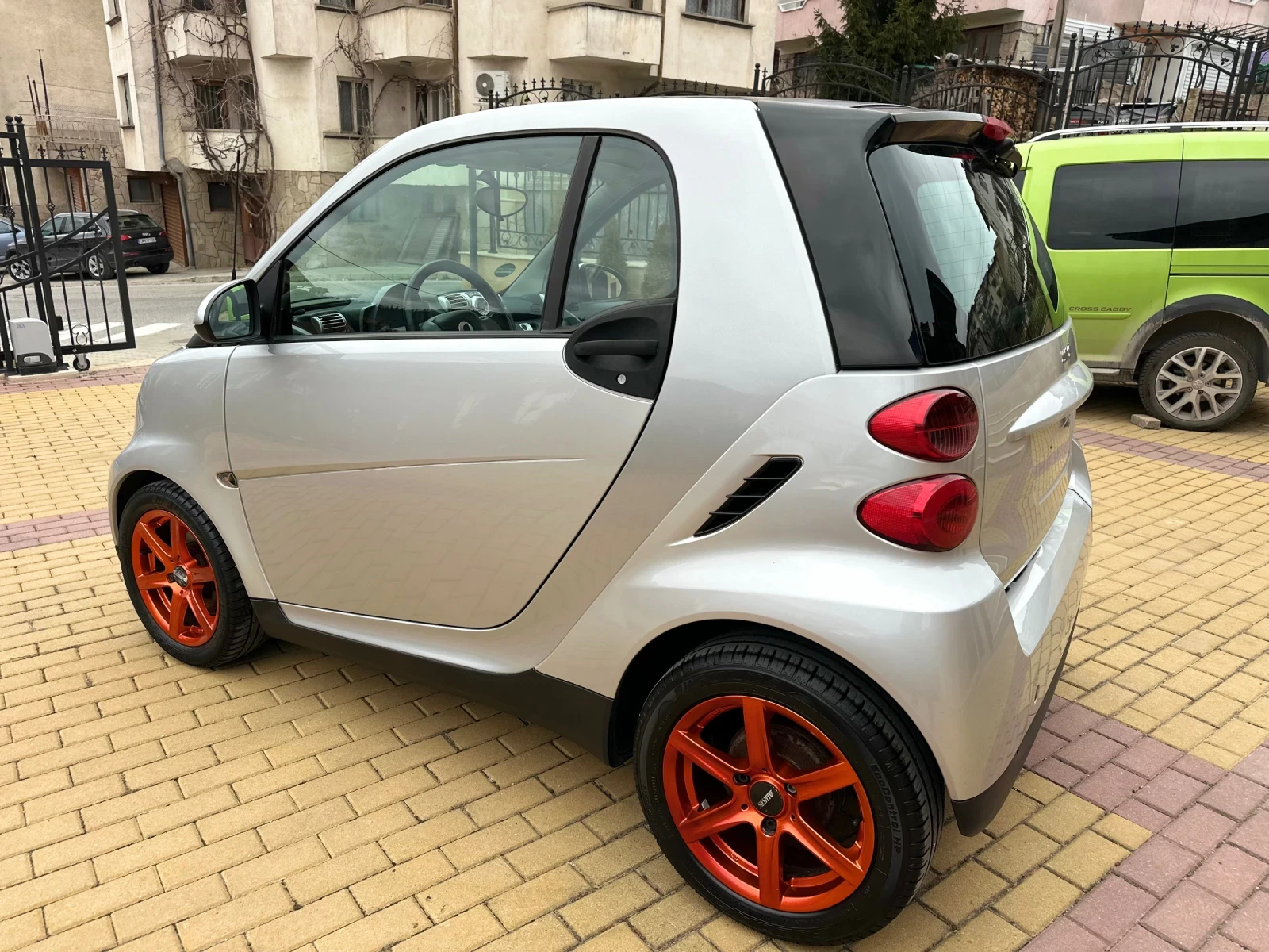 Smart Fortwo 800 CDI FULL , снимка 2 - Автомобили и джипове - 53941764
