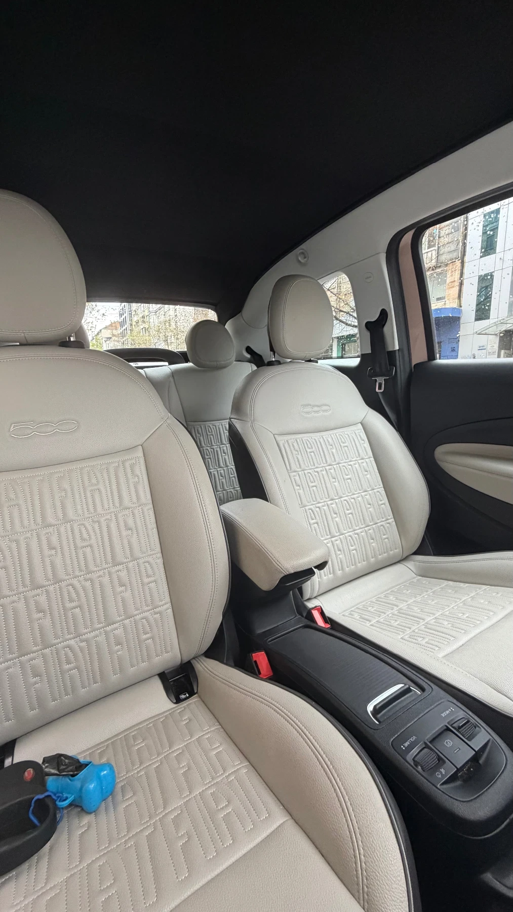 Fiat 500e Cabrio la Prima, снимка 14 - Автомобили и джипове - 53990541