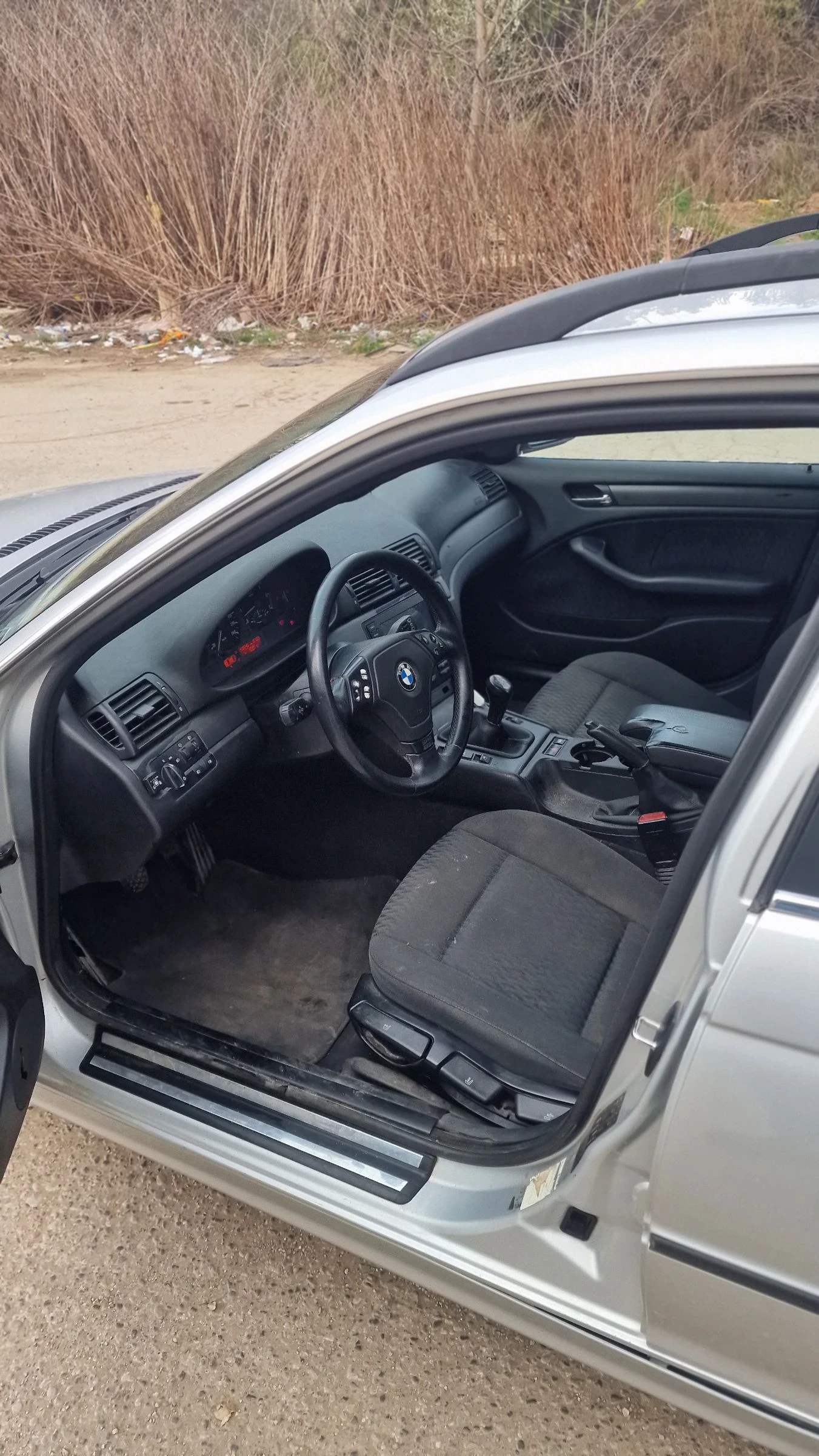 BMW 320, снимка 7 - Автомобили и джипове - 54336141