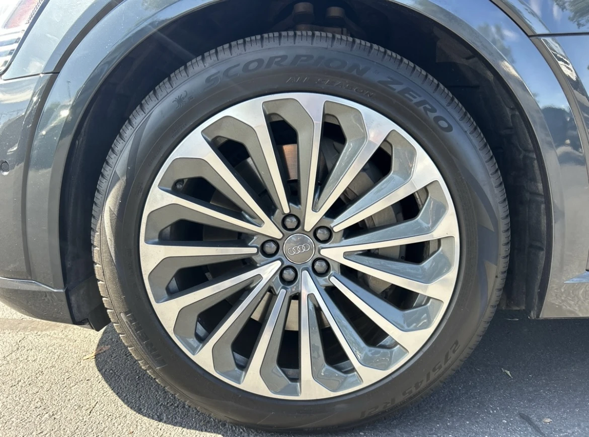 Audi E-Tron 55 Prestige Quattro Full, снимка 13 - Автомобили и джипове - 54621733