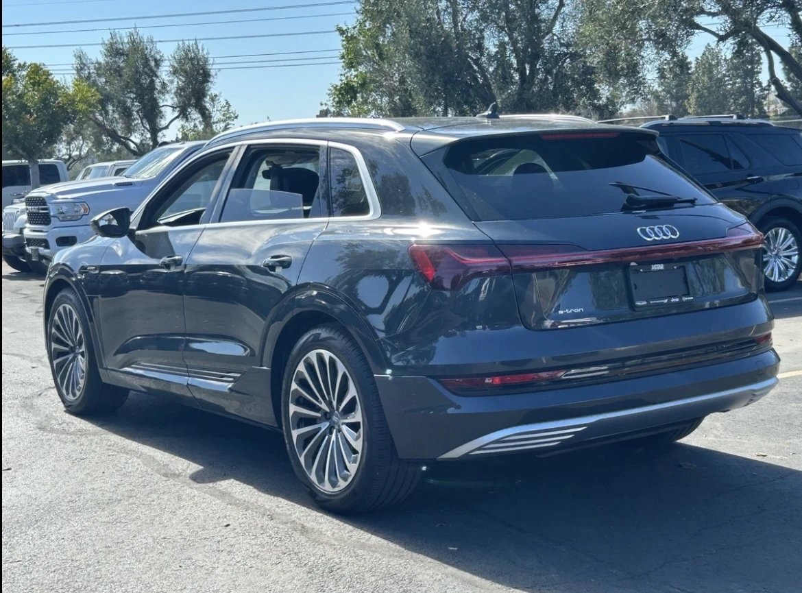 Audi E-Tron 55 Prestige Quattro Full, снимка 5 - Автомобили и джипове - 54621733
