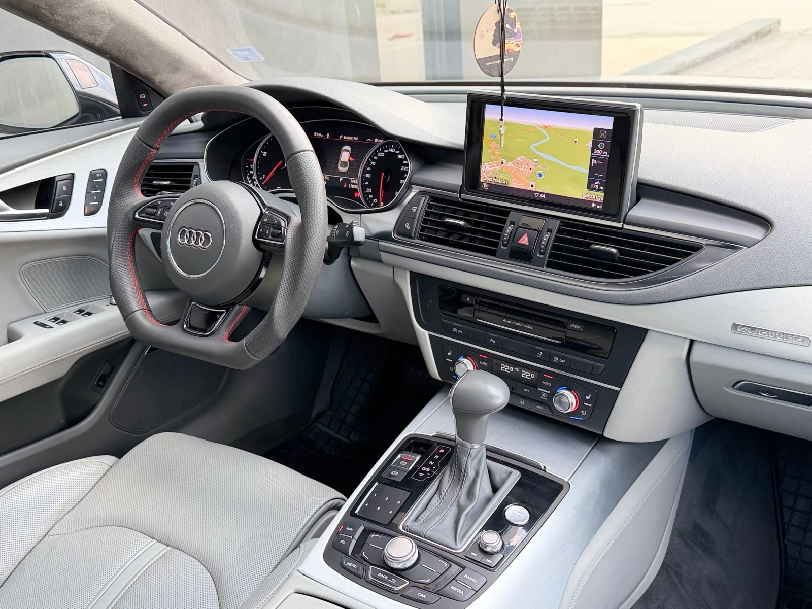 Audi A7 3.0 BiTDI Quattro| RS7 пакет | Nardo Grey | , снимка 10 - Автомобили и джипове - 54742296