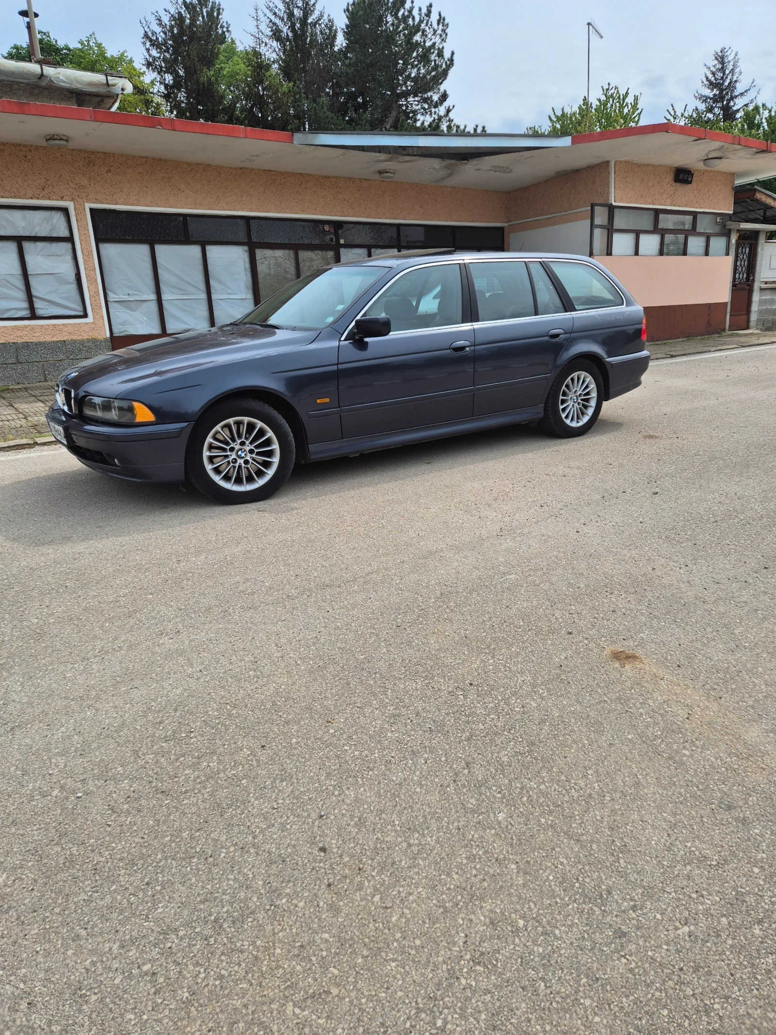 BMW 530, снимка 4 - Автомобили и джипове - 54979914