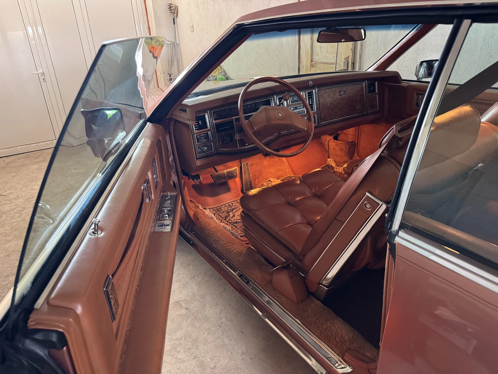 Cadillac Eldorado 5.7, снимка 3 - Автомобили и джипове - 55199260