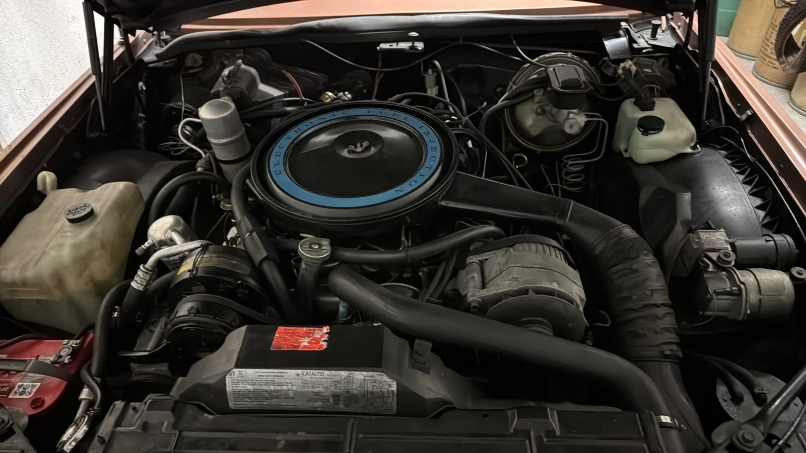 Cadillac Eldorado 5.7, снимка 14 - Автомобили и джипове - 55199260
