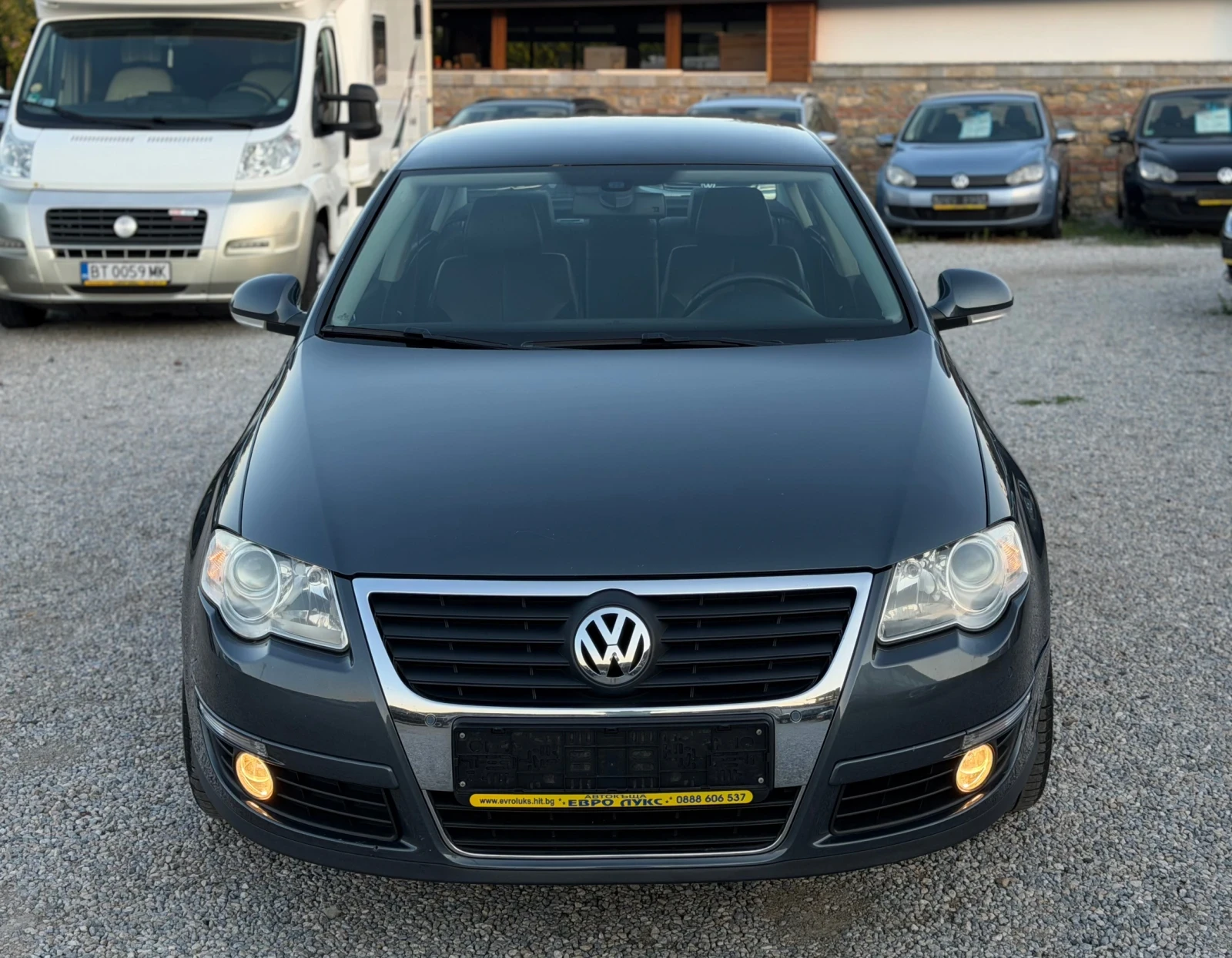 VW Passat 2.0TSI 160кс АВТОМАТИК НАВИ КОЖА ПОДГРЕВ , снимка 2 - Автомобили и джипове - 55377120