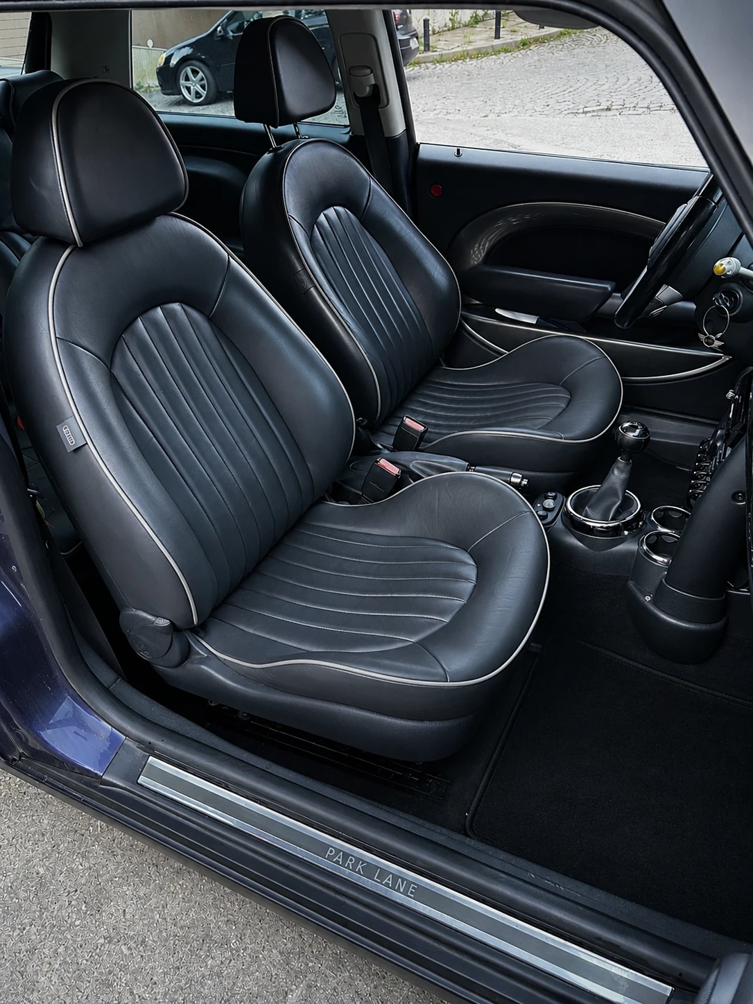 Mini Cooper Park Lane, снимка 7 - Автомобили и джипове - 55931937