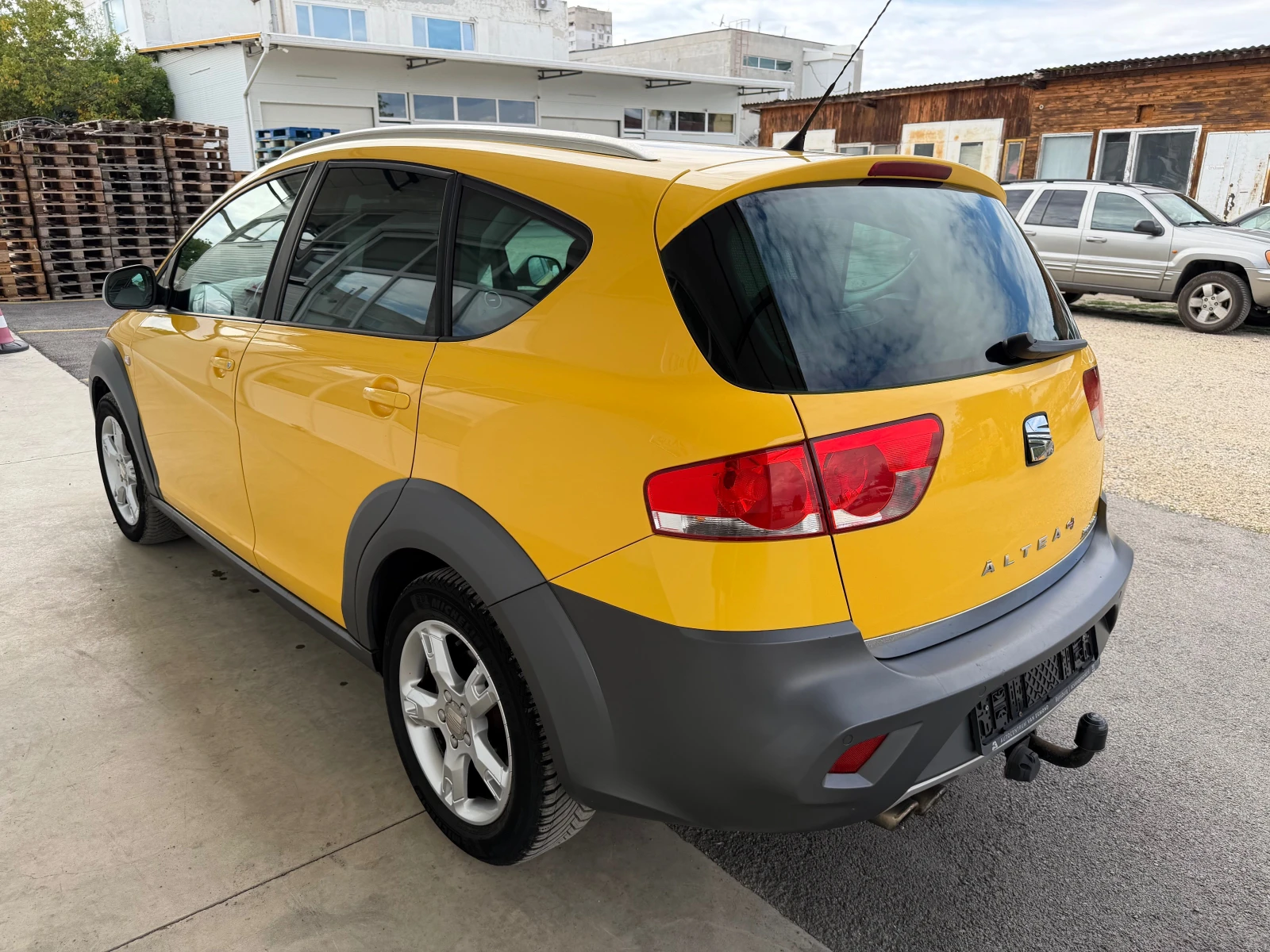 Seat Altea freetrack 4x4, снимка 4 - Автомобили и джипове - 56152923