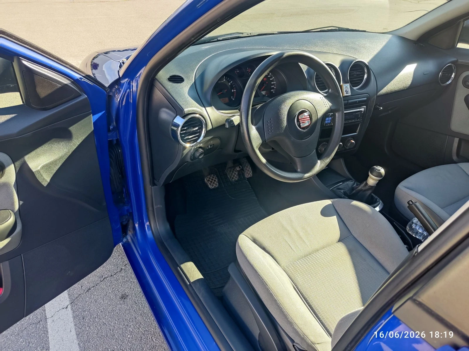 Seat Ibiza, снимка 5 - Автомобили и джипове - 56214061