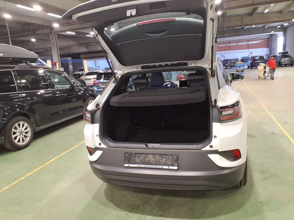 VW ID.4 82KWH PRO PERFORMANCE NAVI LED, снимка 4 - Автомобили и джипове - 56220507