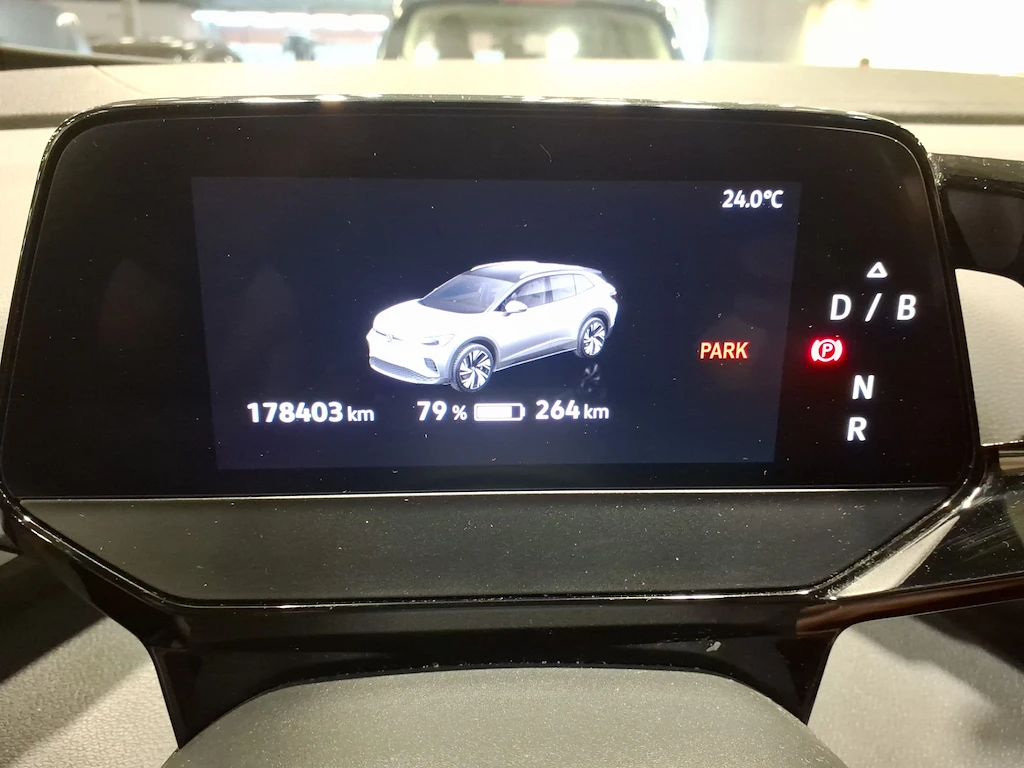 VW ID.4 82KWH PRO PERFORMANCE NAVI LED, снимка 9 - Автомобили и джипове - 56220507