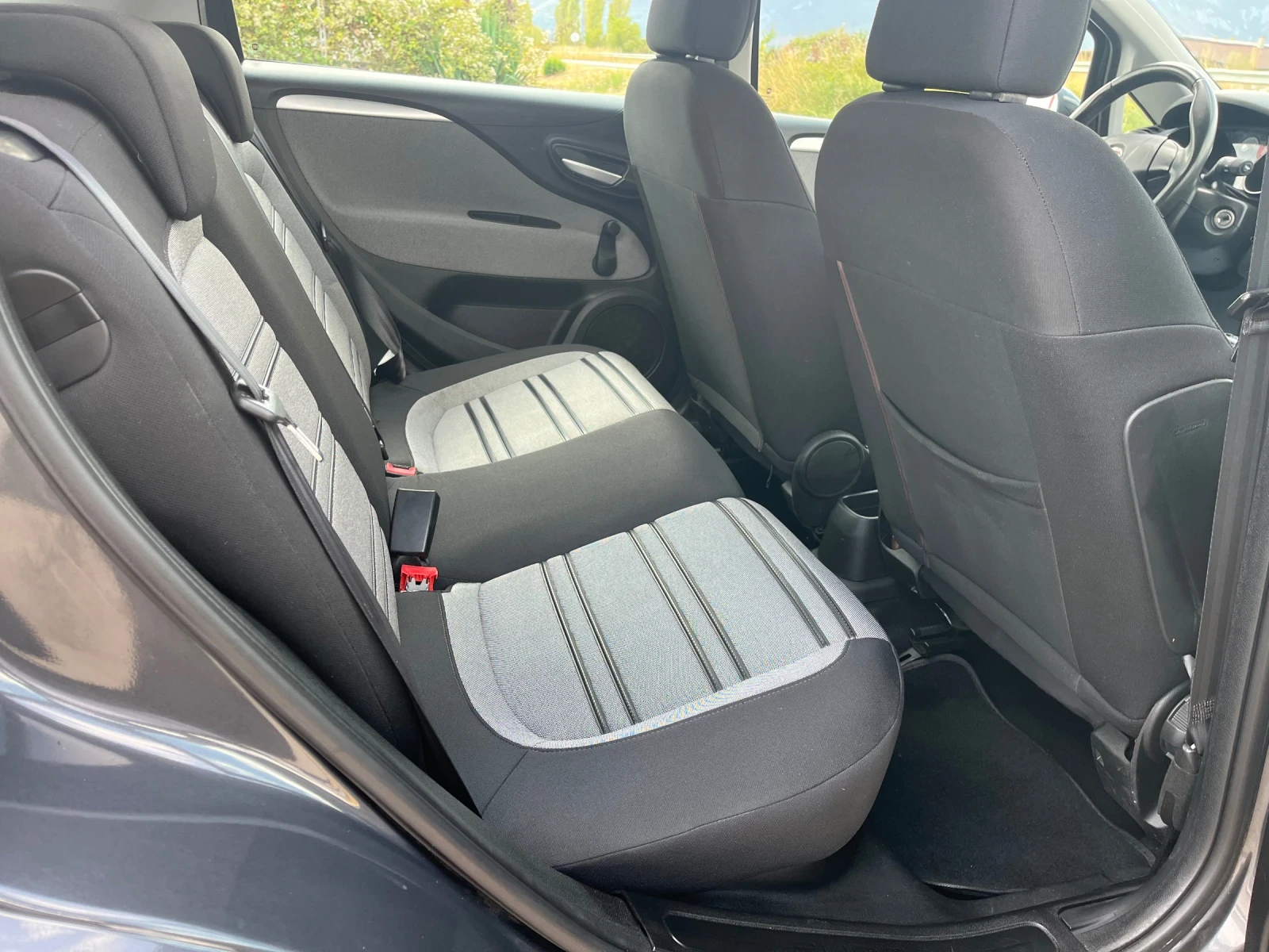Fiat Punto 1.3m-jet-95-EVO-AVTOMAT-ITALIA, снимка 7 - Автомобили и джипове - 56277786