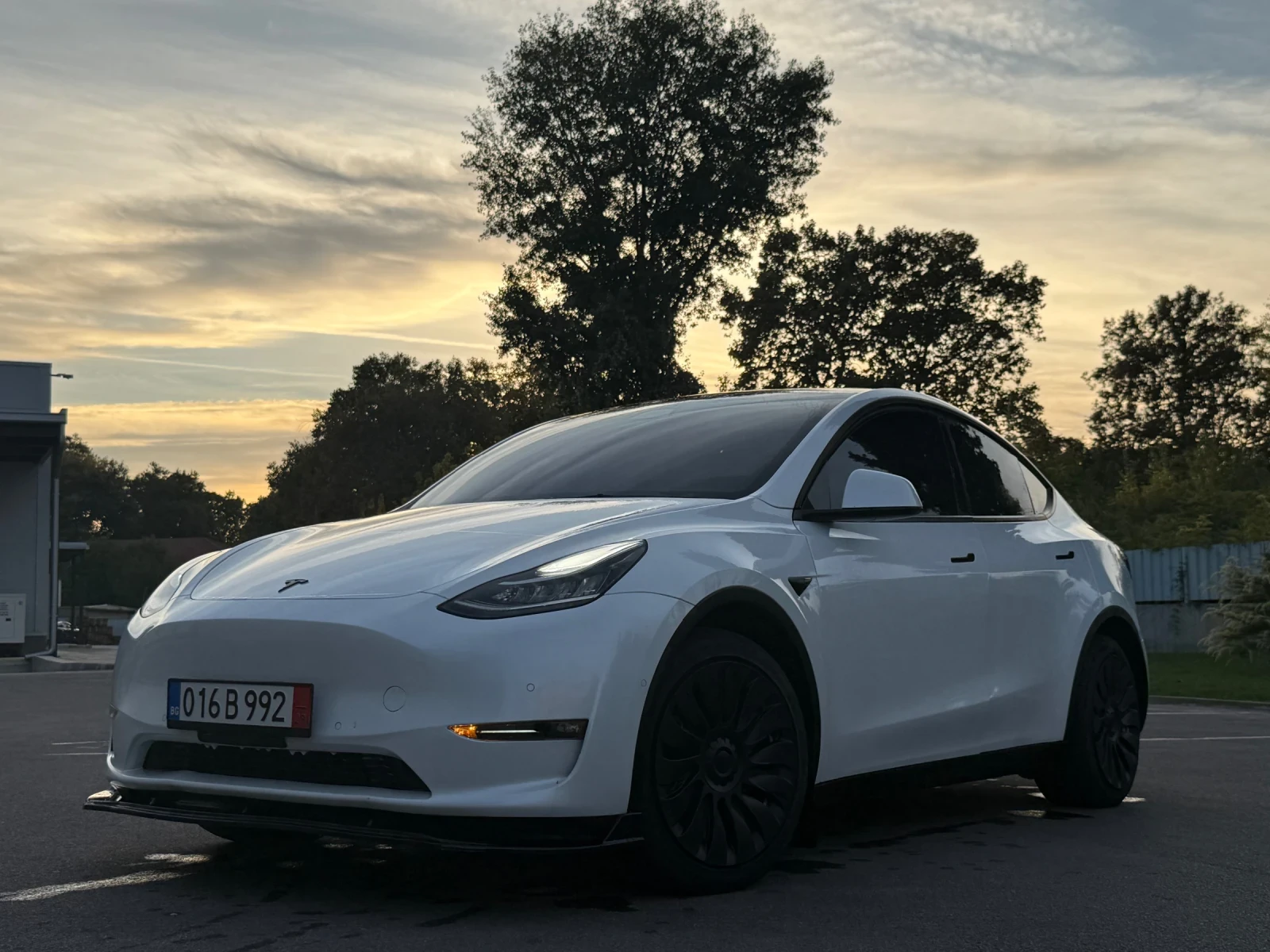 Tesla Model Y Dual Motor 7 seats Ryzen | Mobile.bg � ����������� 6