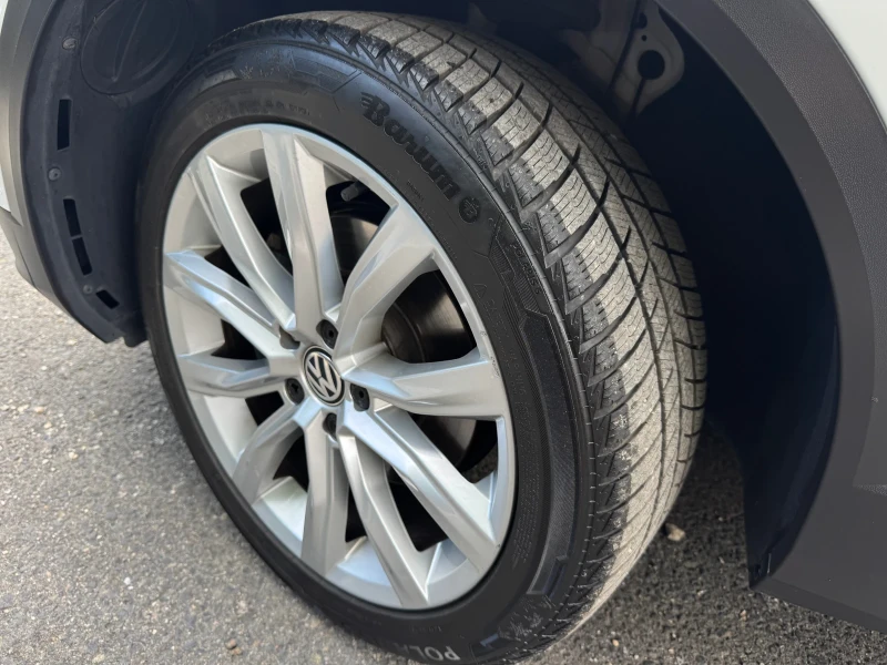 VW T-Roc 2.0TDI* 4motion* DSG* LED, снимка 14 - Автомобили и джипове - 51433613