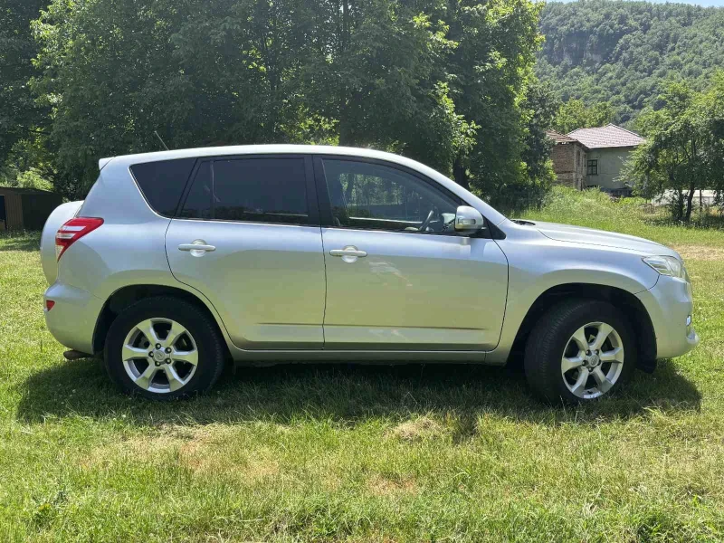 Toyota Rav4, снимка 7 - Автомобили и джипове - 52435121