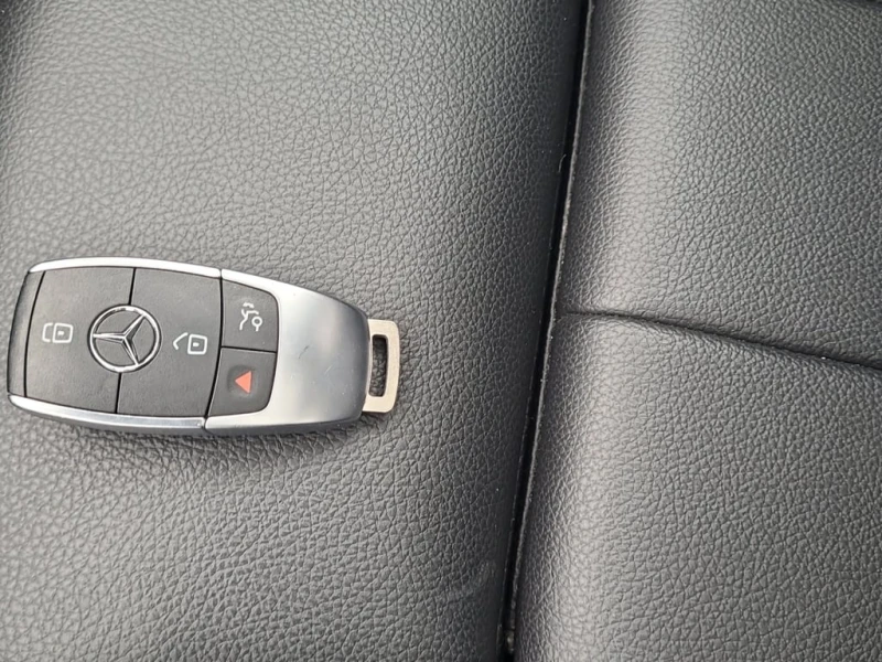 Mercedes-Benz GLB * 250 * CARFAX * , снимка 8 - Автомобили и джипове - 52877190