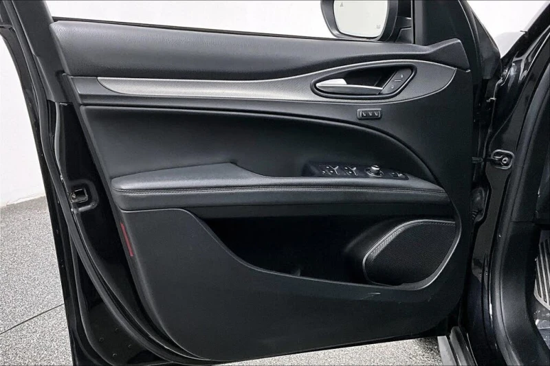 Alfa Romeo Stelvio SPORT* AWD* , снимка 15 - Автомобили и джипове - 53032232