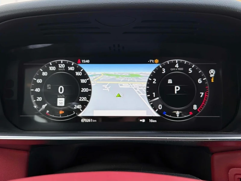 Land Rover Range Rover Sport * HST * ПОДГРЕВ * ОБДУХВ * ОТ ЛИЦЕНЗИРАН ПРОДАВАЧ, снимка 8 - Автомобили и джипове - 53419165