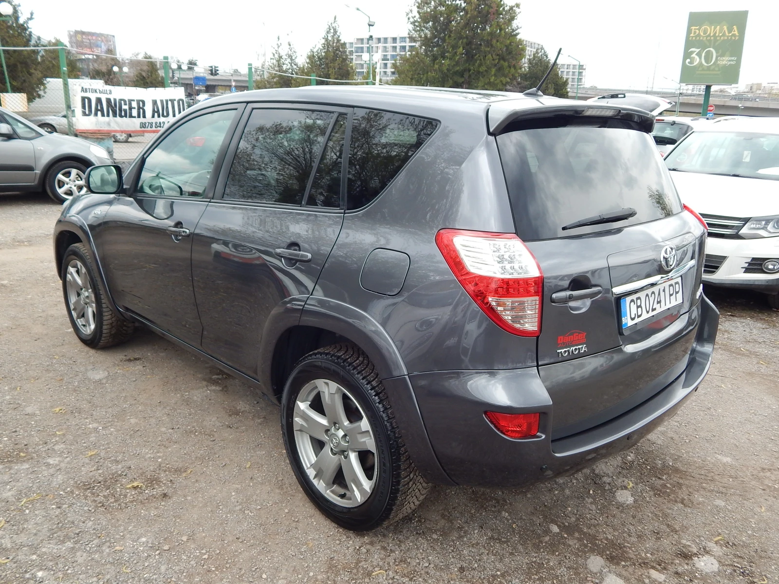 Toyota Rav4 2.2D* АВТОМАТИК* 4Х4*  - изображение 6