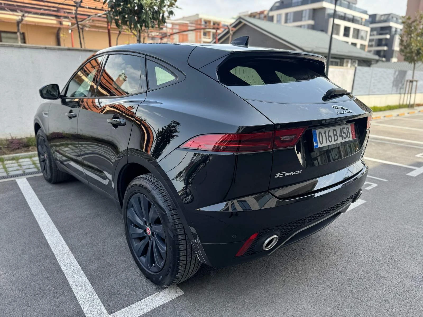 Jaguar E-pace  - изображение 6
