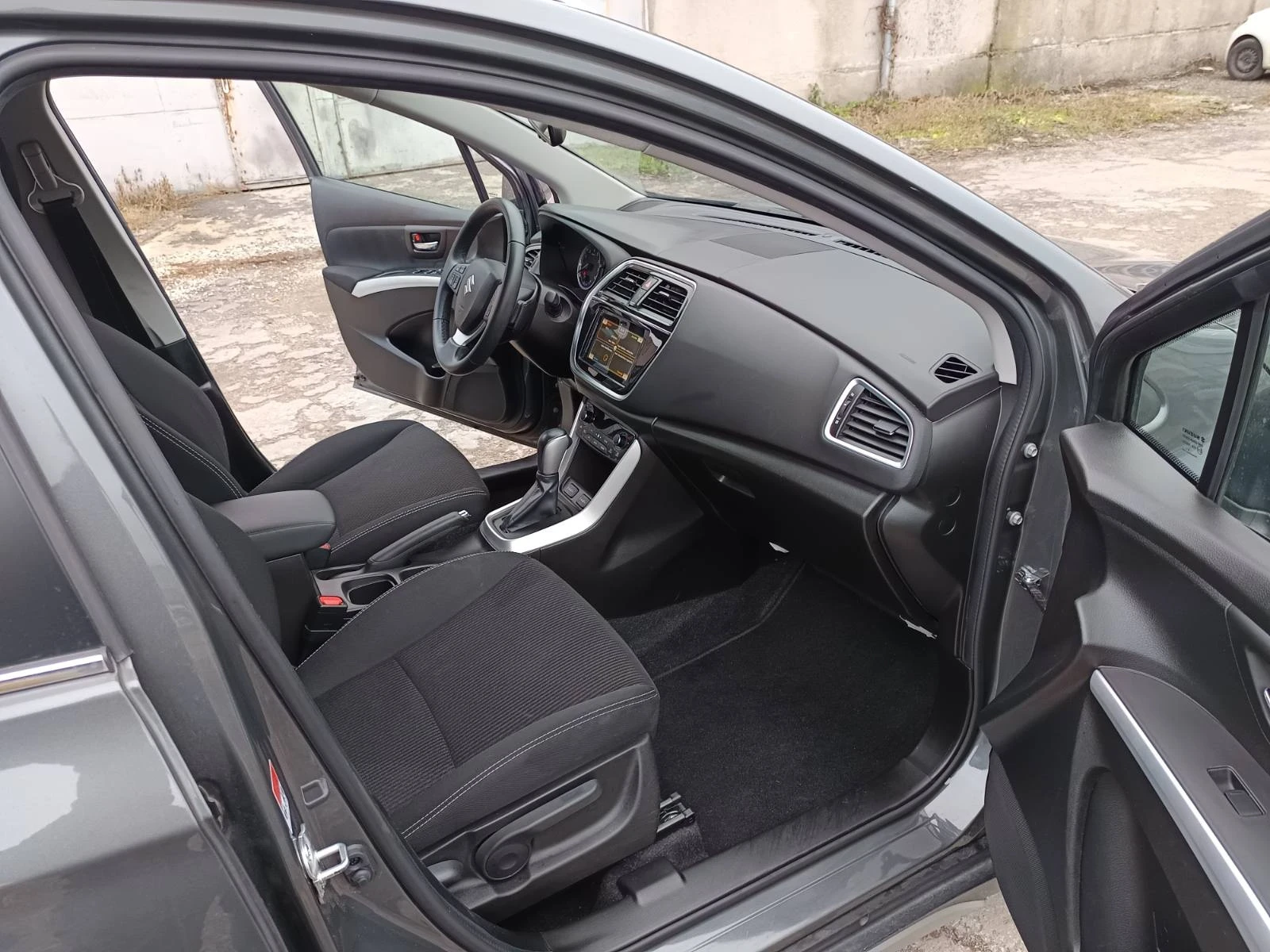 Suzuki SX4 S-Cross 1.4 Boosterjet * Automatik * 68 000 km * EURO 6  - изображение 8