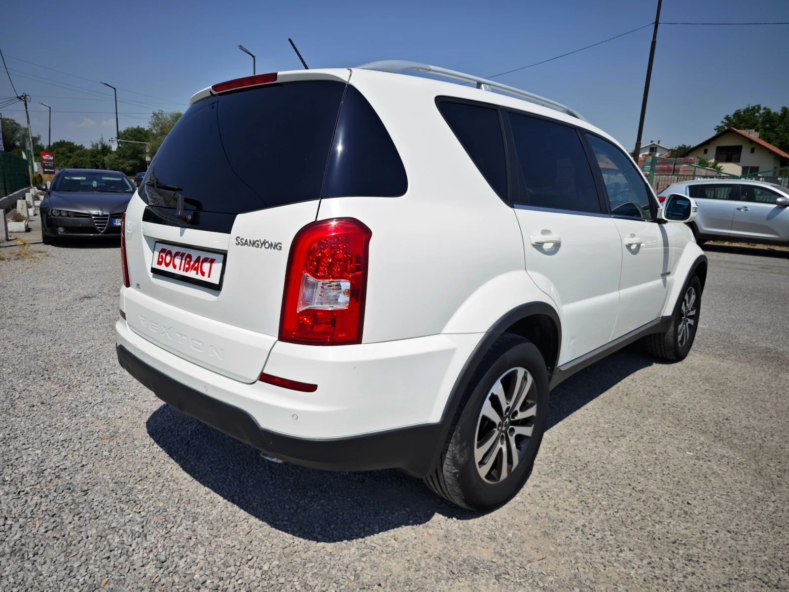 SsangYong Rexton 2, 0 Xdi 4x4 7 места - изображение 5