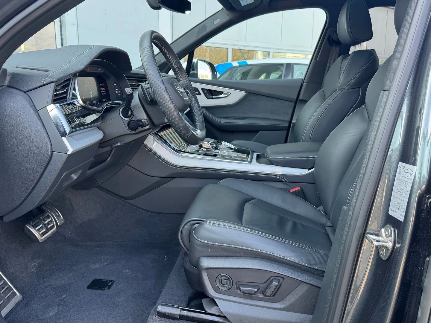 Audi SQ7 TFSI quattro | Mobile.bg — изображение 7