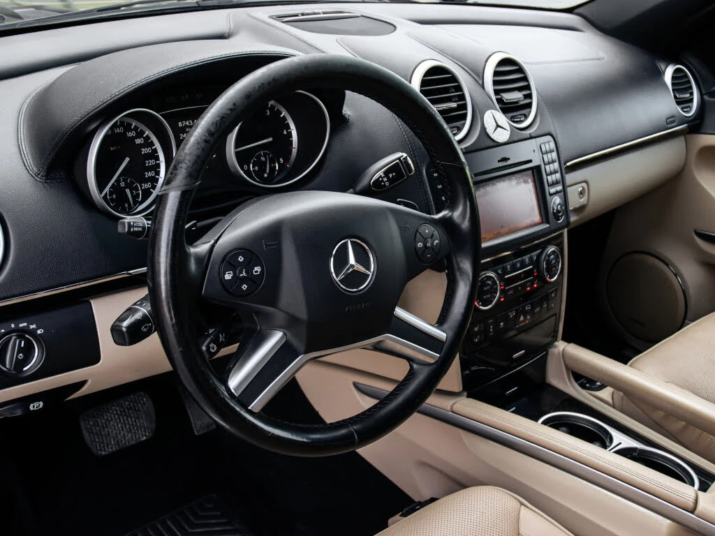Mercedes-Benz GL 350 BlueTEC 4MATIC* Въздух* HARMAN* Обдух* 7-Места*  - изображение 9
