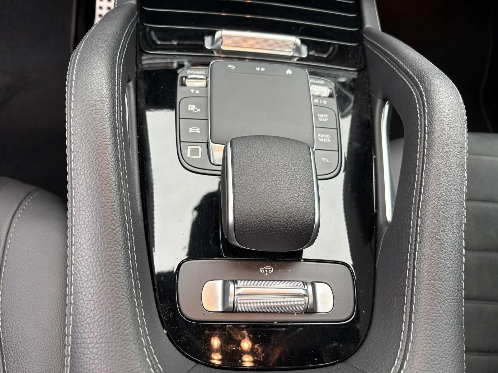 Mercedes-Benz GLE 300 D 4-MATIC AMG COUPE NIGHT PANORAMA BURMESTER  | Mobile.bg   12