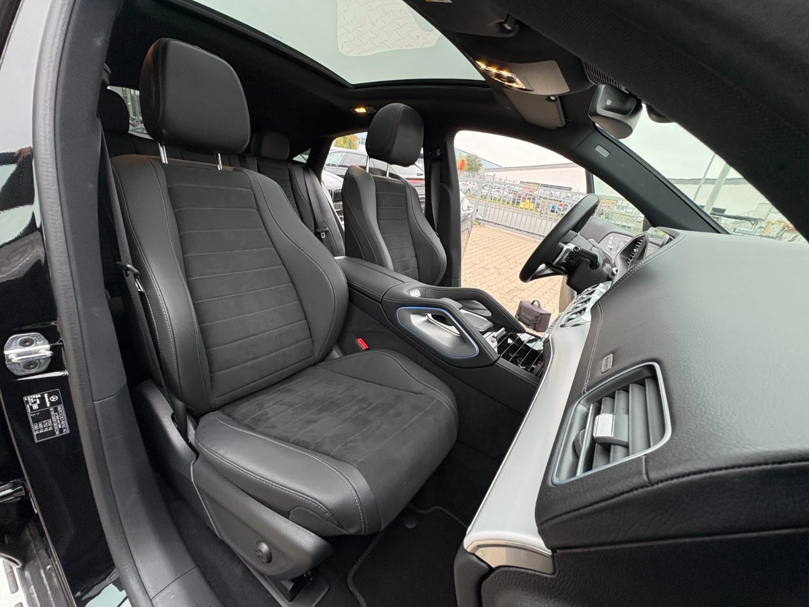 Mercedes-Benz GLE 300 D 4-MATIC AMG COUPE NIGHT PANORAMA BURMESTER  | Mobile.bg   14