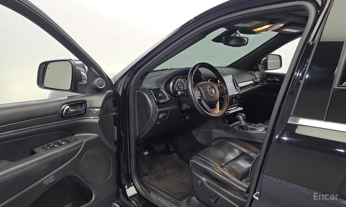 Jeep Grand cherokee, снимка 10 - Автомобили и джипове - 53947275