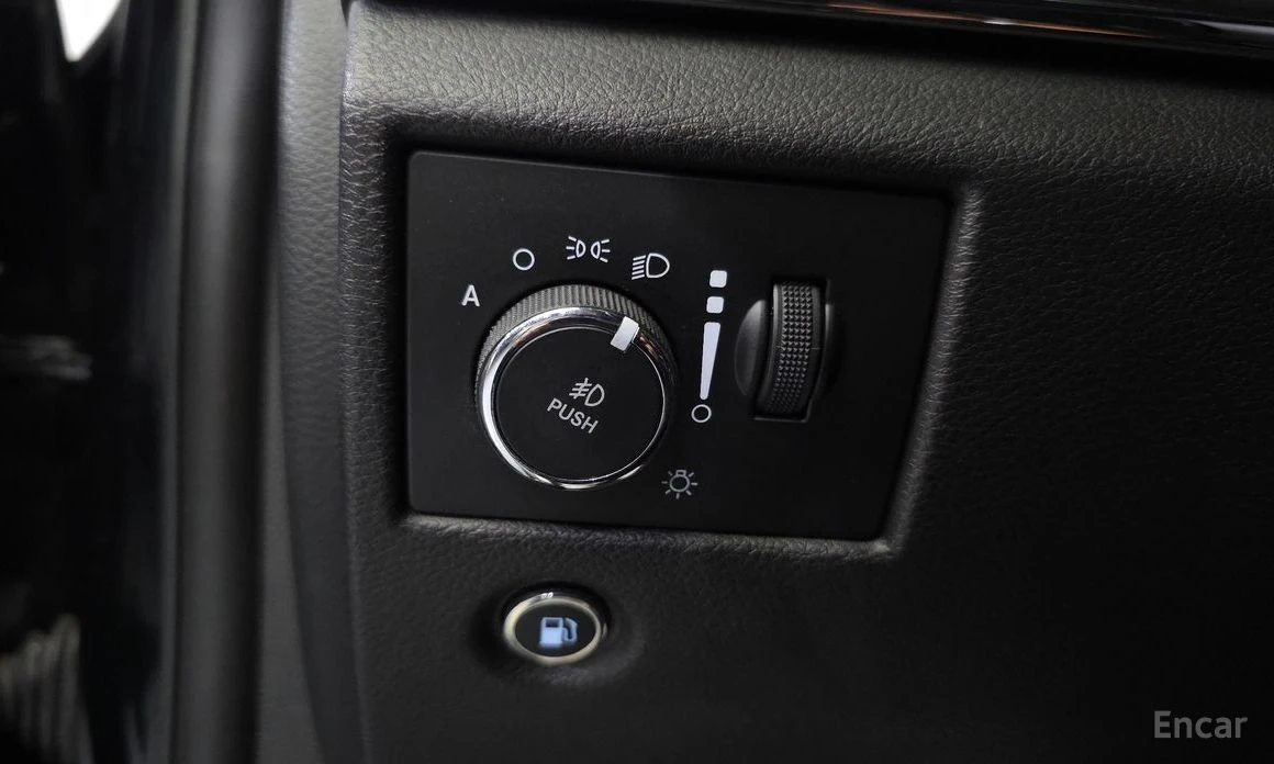 Jeep Grand cherokee, снимка 13 - Автомобили и джипове - 53947275