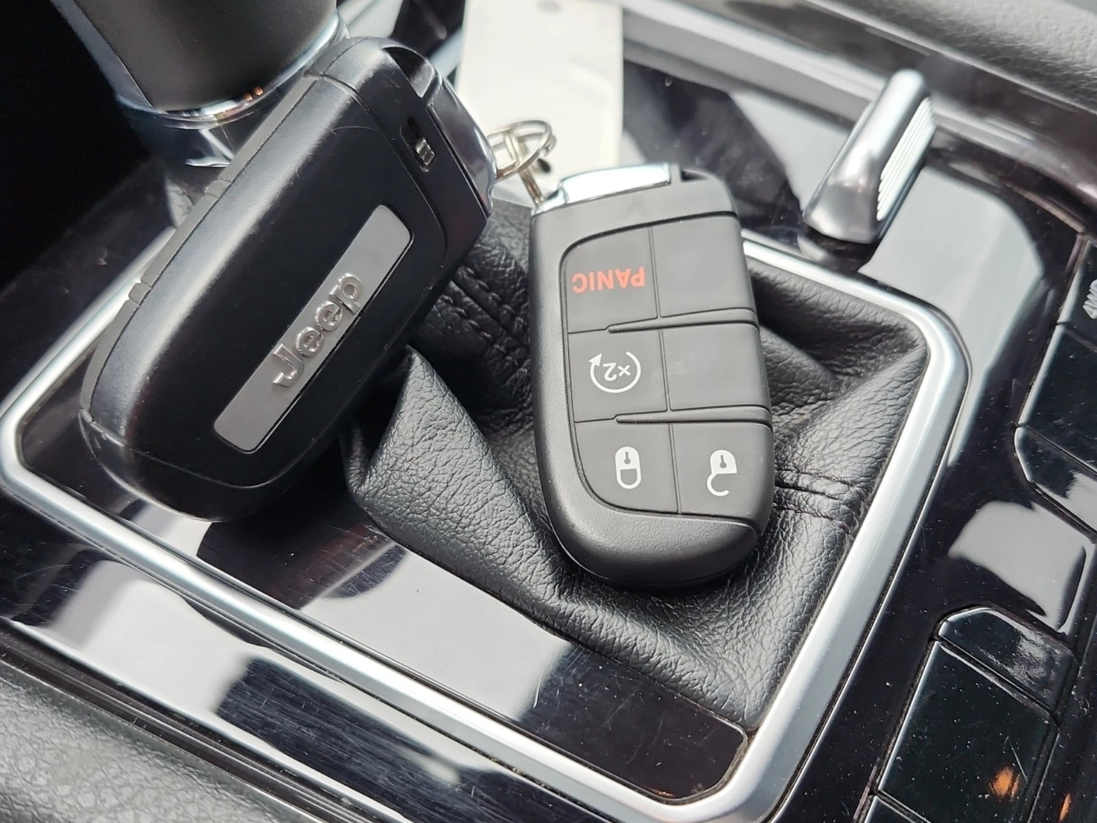Jeep Compass, снимка 8 - Автомобили и джипове - 54612167
