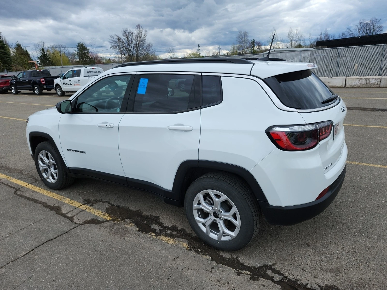 Jeep Compass, снимка 4 - Автомобили и джипове - 54612167