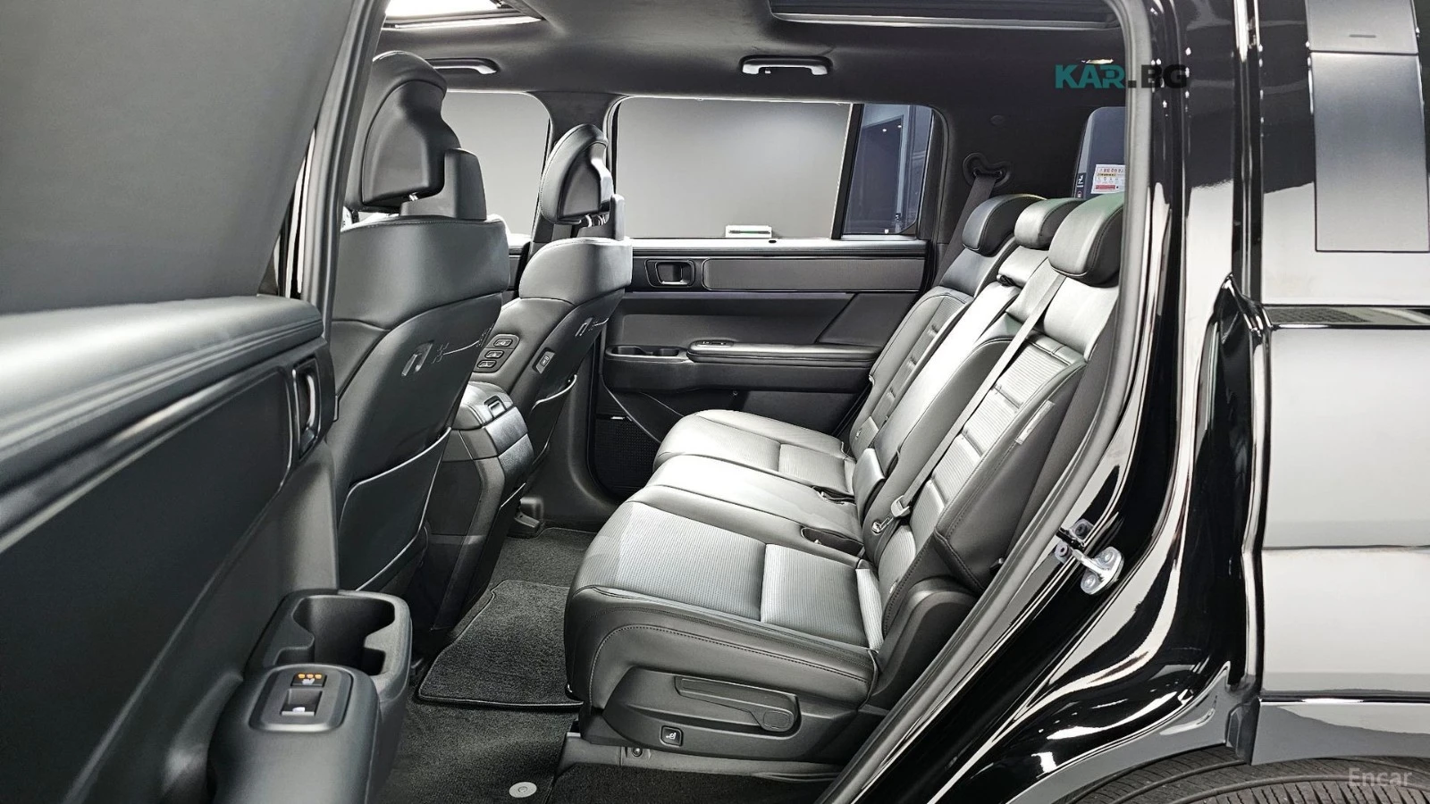 Hyundai Santa fe PANO* BOSE* 360* 7МЕСТА* , снимка 11 - Автомобили и джипове - 54759425