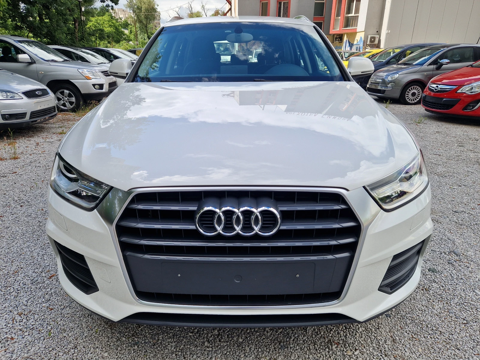 Audi Q3 2.0TDI/6ск/Face lift, снимка 2 - Автомобили и джипове - 54780044