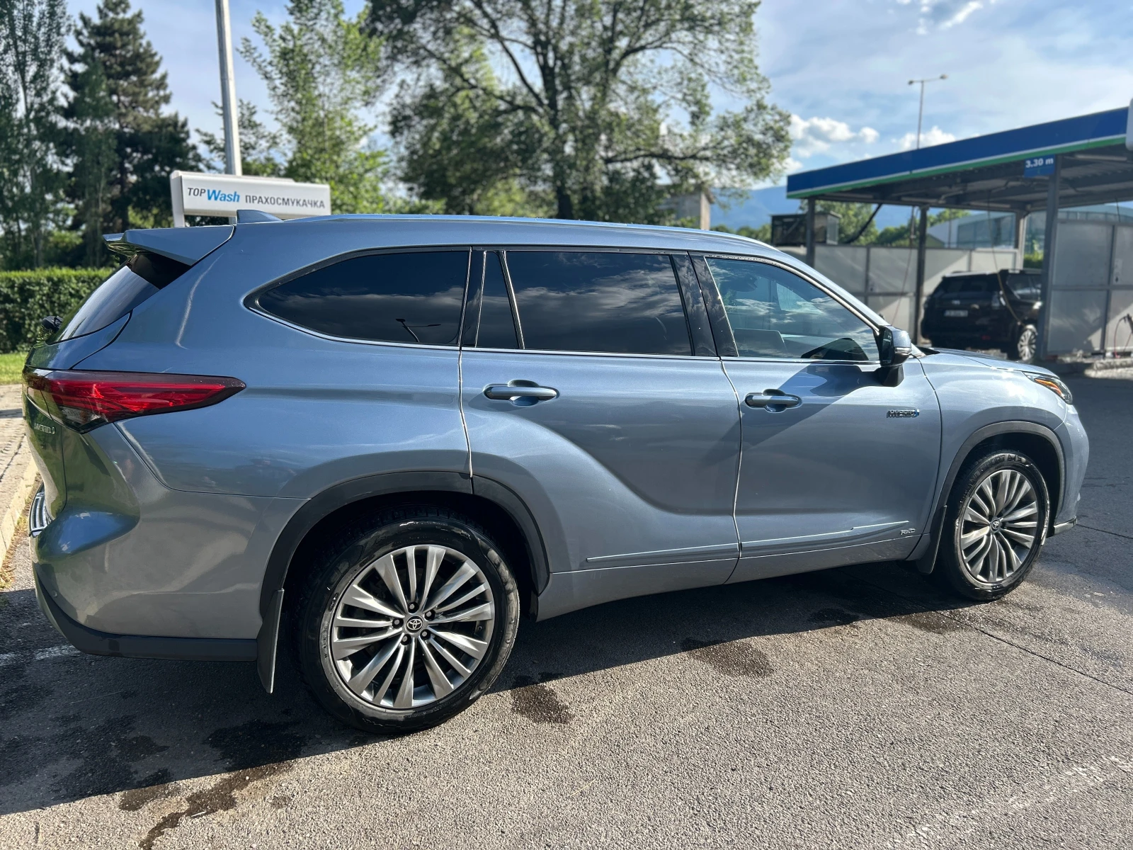 Toyota Highlander Platinum- Hybrid, снимка 4 - Автомобили и джипове - 54947739