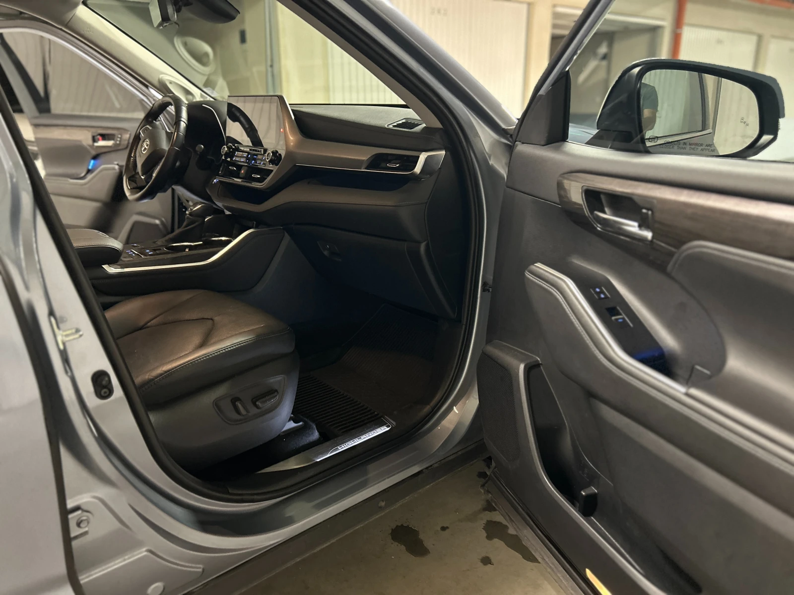 Toyota Highlander Platinum- Hybrid, снимка 6 - Автомобили и джипове - 54947739