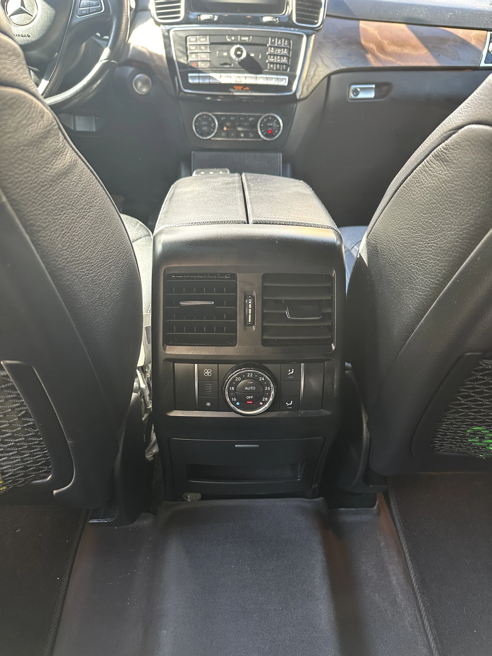 Mercedes-Benz GLE 350 2017, снимка 11 - Автомобили и джипове - 54966384