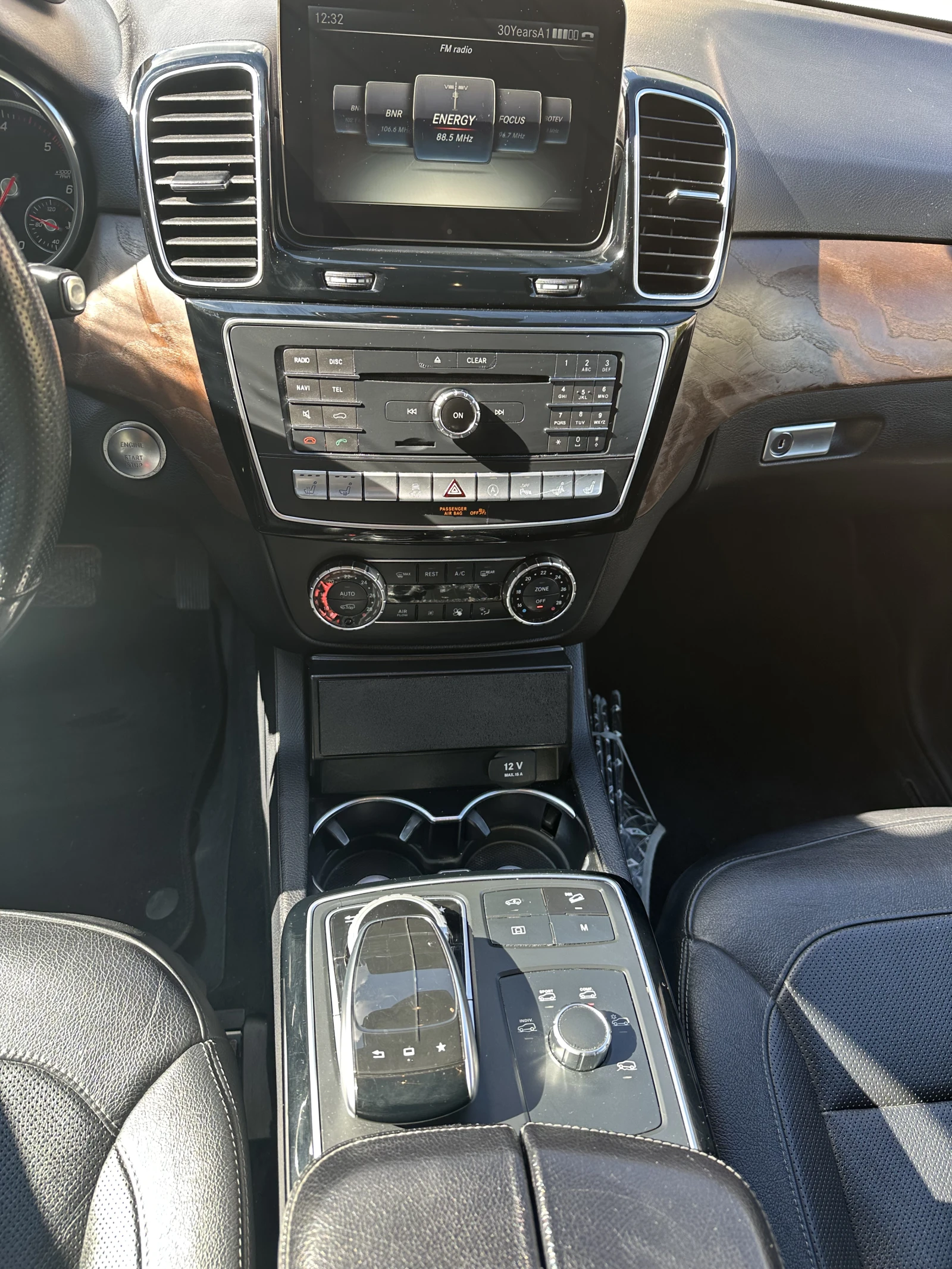 Mercedes-Benz GLE 350 2017, снимка 10 - Автомобили и джипове - 54966384