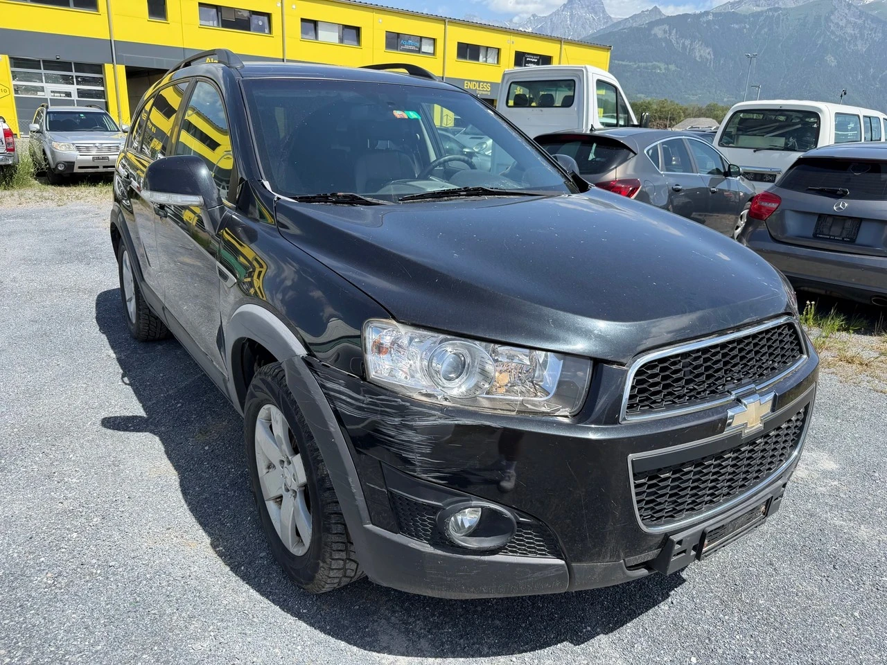 Chevrolet Captiva 2.4 LT 4WD, снимка 2 - Автомобили и джипове - 55017989