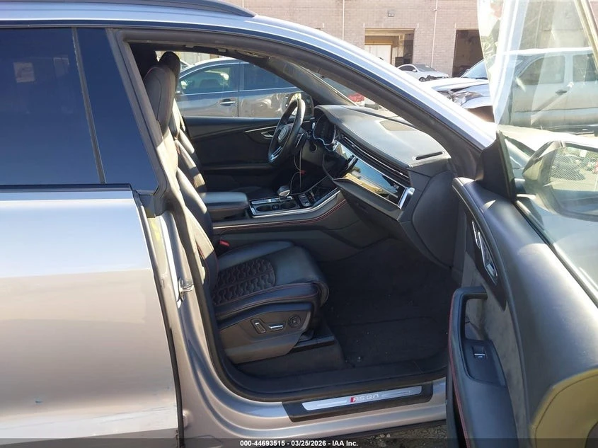 Audi RSQ8 * KEYLESS* Camera* 360* , снимка 10 - Автомобили и джипове - 55048265