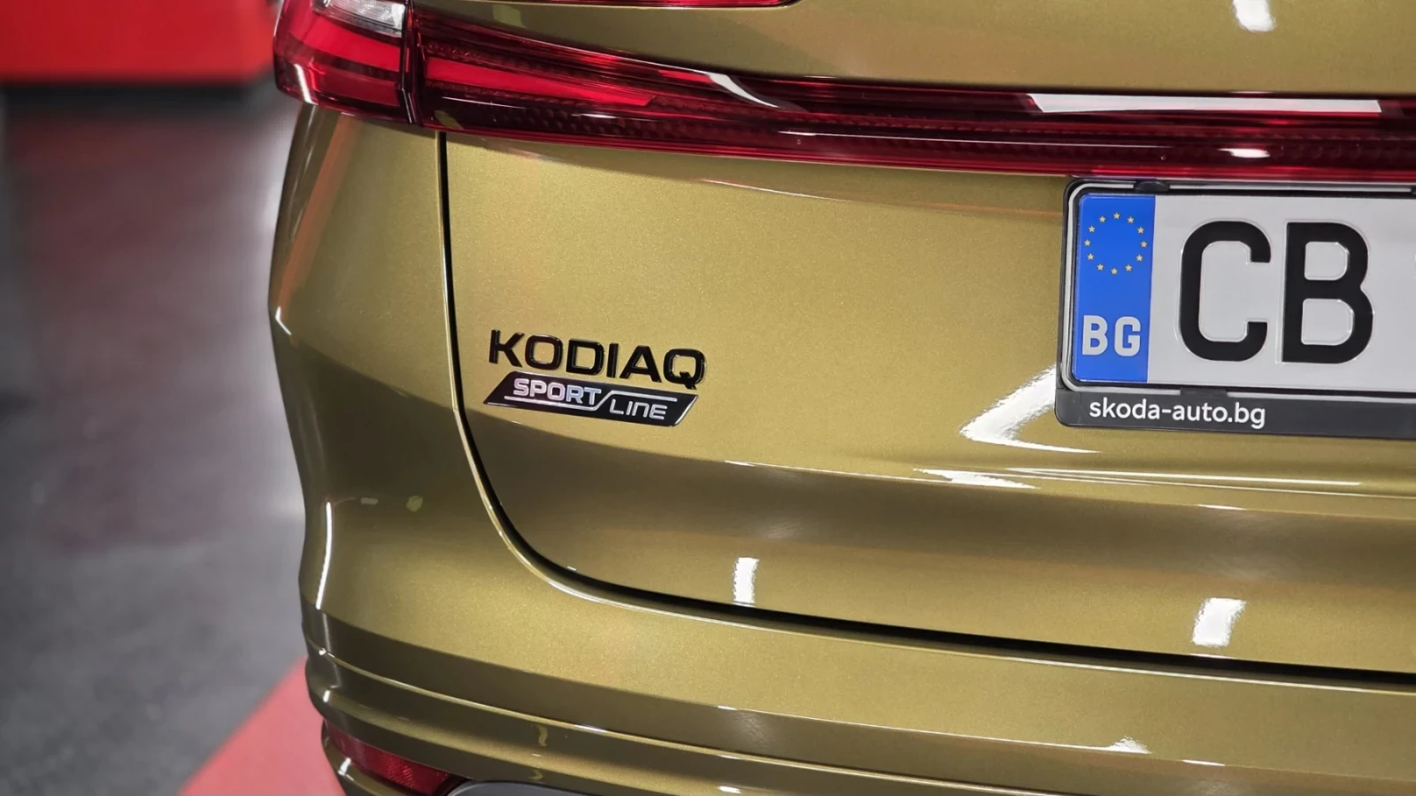 Skoda Kodiaq SPORTLINE PHEV 4x4, снимка 9 - Автомобили и джипове - 55696067