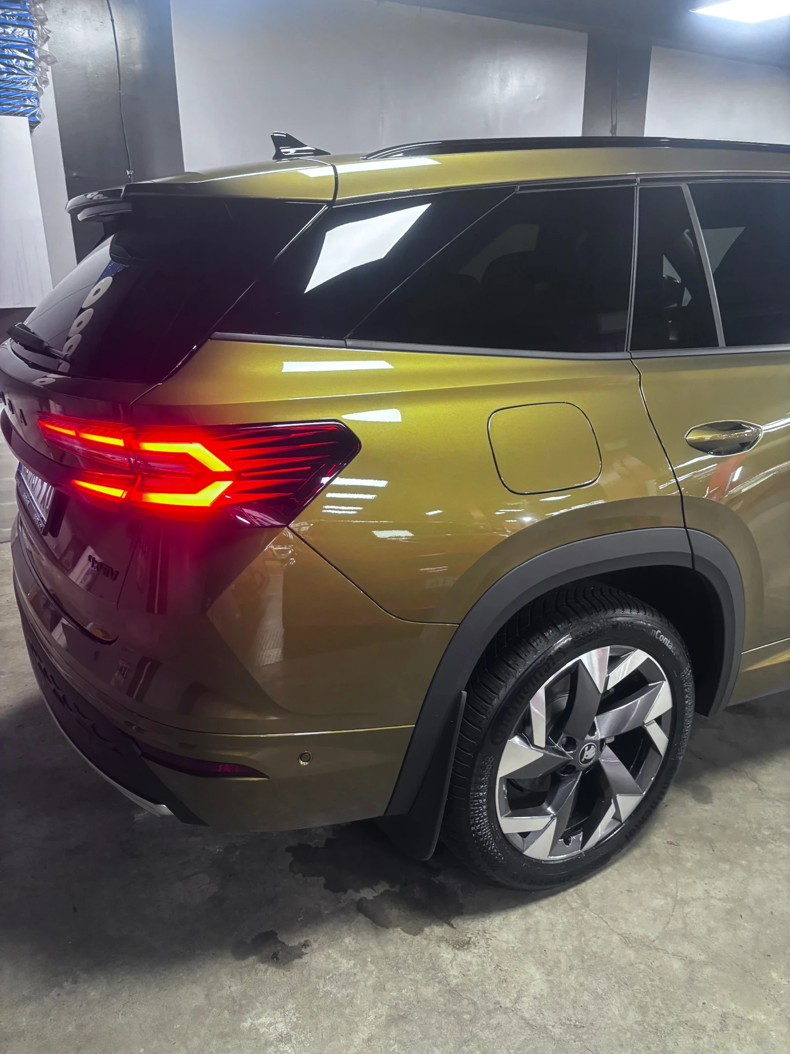 Skoda Kodiaq SPORTLINE PHEV 4x4, снимка 8 - Автомобили и джипове - 55696067