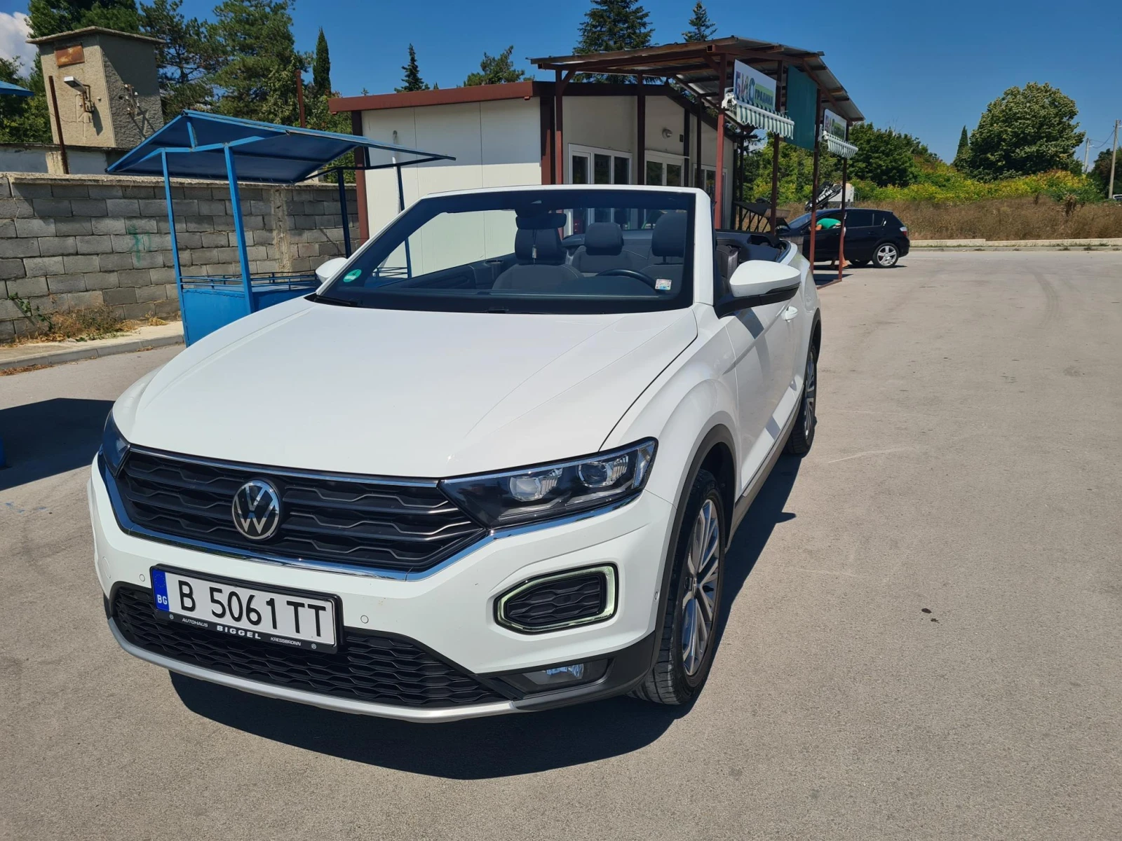 VW T-Roc, снимка 7 - Автомобили и джипове - 56070534