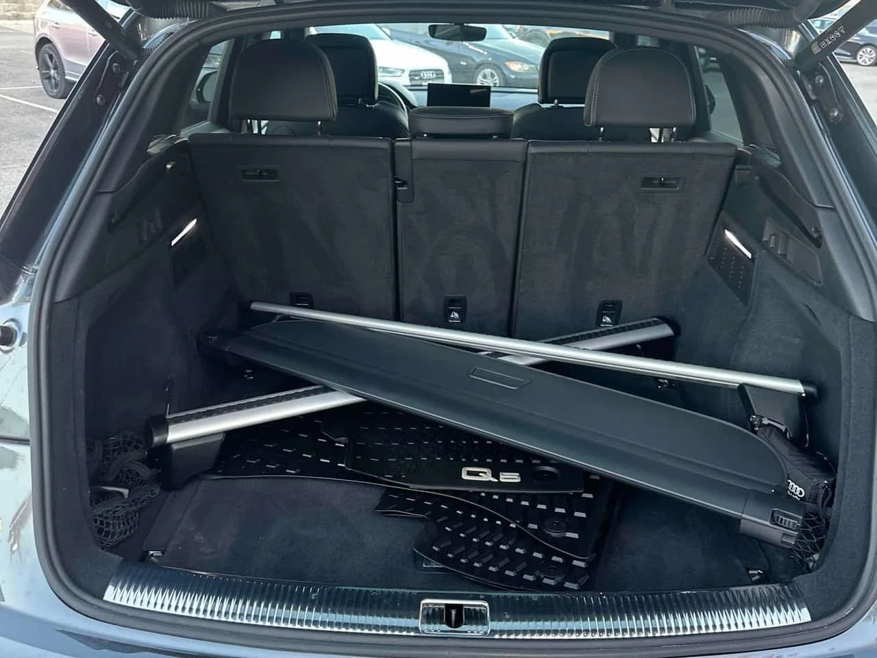 Audi Q5 Progressiv S-line / Ambient / Distronic , снимка 11 - Автомобили и джипове - 56550895