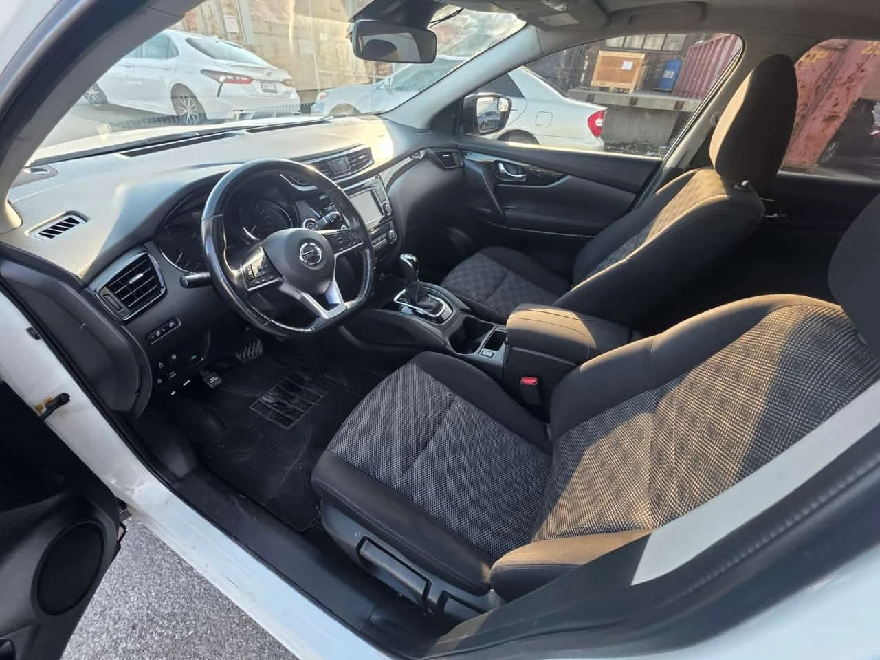 Nissan Qashqai * AWD CVT * CARFAX * ������� * KEYLESS *  | Mobile.bg � ����������� 10