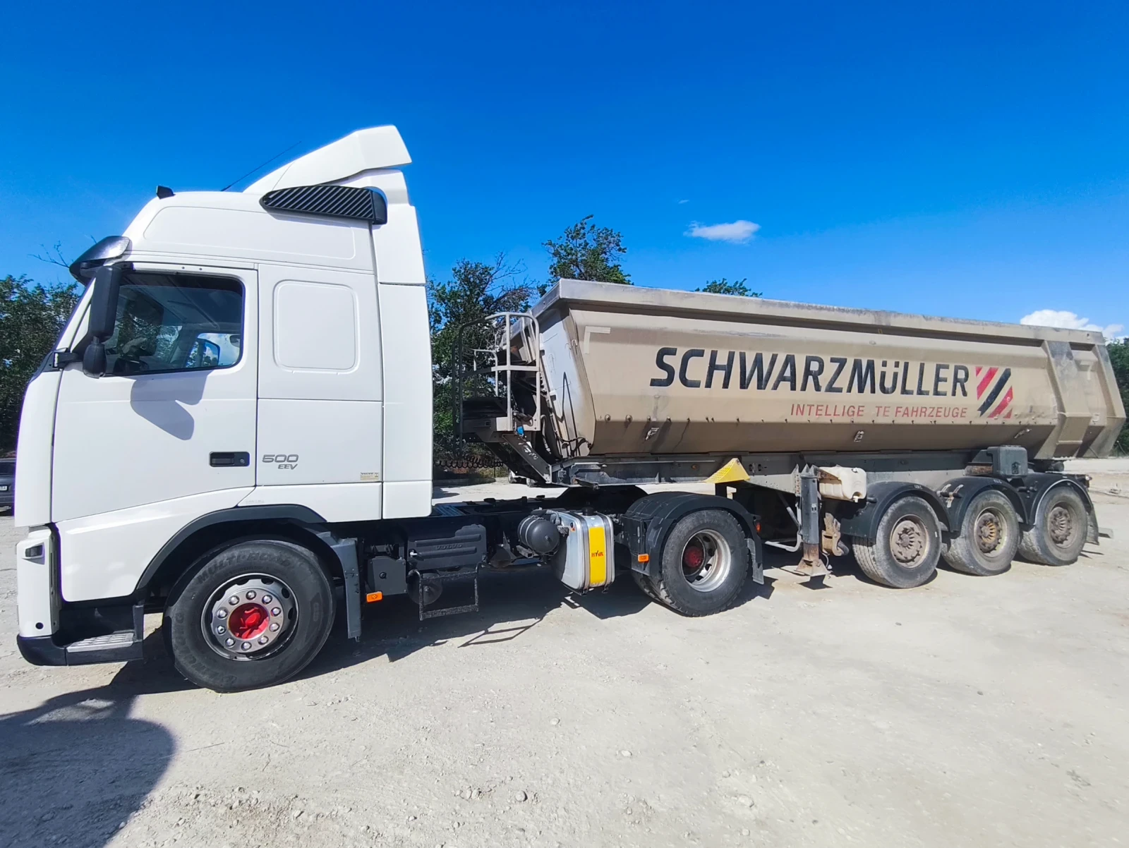 Volvo Fh ЦЕНАТА ЗА КОМПОЗИЦИЯ , снимка 2 - Камиони - 54702837